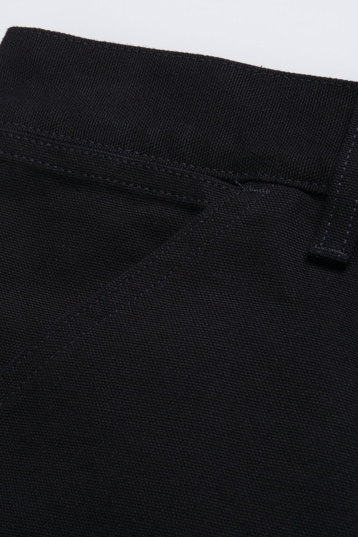 Single Knee Short (rinsed)